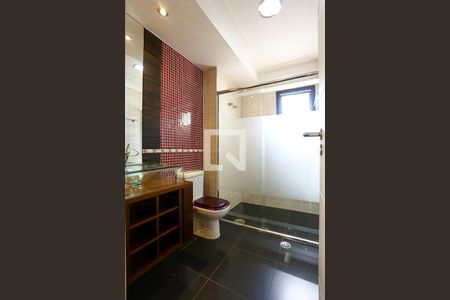 Apartamento para alugar com 290m², 4 quartos e sem vaga Apartamento para alugar com 290m², 4 quartos e sem vagaBanheiro da Suíte 2