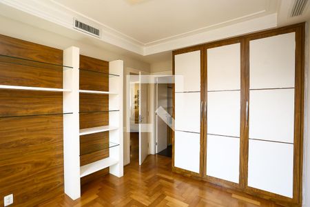 Apartamento para alugar com 290m², 4 quartos e sem vaga Apartamento para alugar com 290m², 4 quartos e sem vagasuíte 3