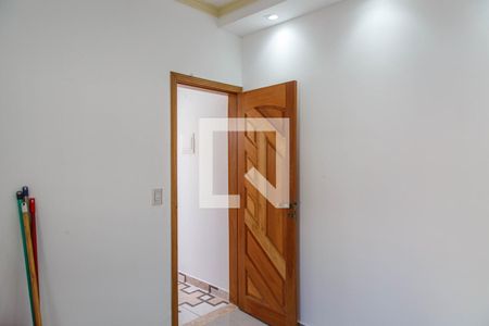 Quarto 2 de casa para alugar com 4 quartos, 100m² em Vila Gomes Cardim, São Paulo