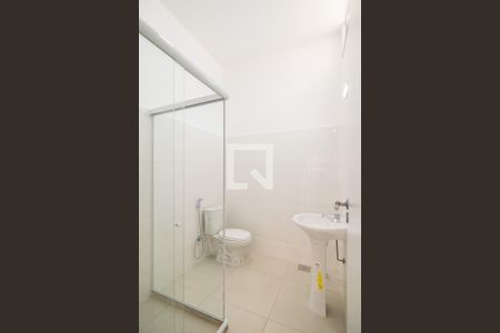 Banheiro da Suíte de casa para alugar com 2 quartos, 65m² em Taquara, Rio de Janeiro