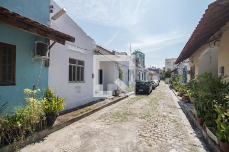 Casa para alugar com 65m², 2 quartos e sem vagaFachada