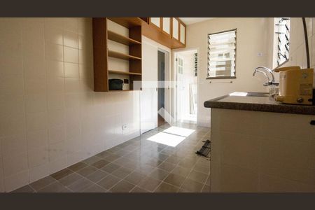 Apartamento à venda com 67m², 1 quarto e 1 vagaCozinha