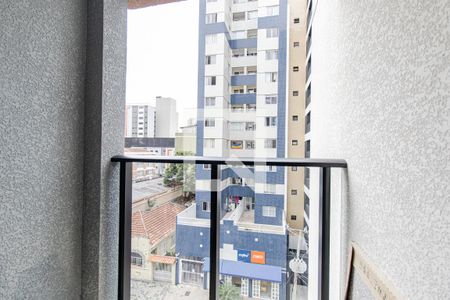Varanda de kitnet/studio para alugar com 1 quarto, 30m² em Centro, Curitiba