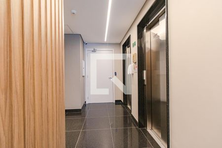 Studio para alugar com 30m², 1 quarto e 1 vagaHall