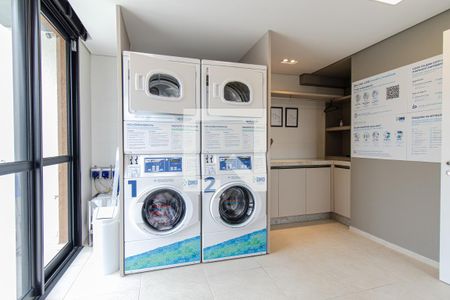 Studio para alugar com 30m², 1 quarto e 1 vagaLavanderia