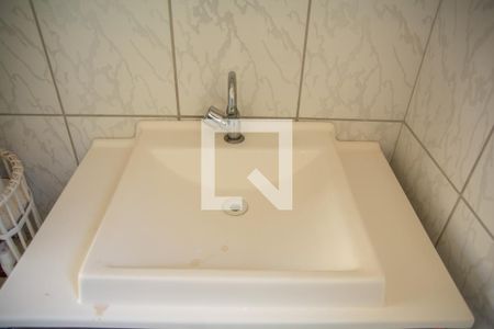 Casa à venda com 166m², 2 quartos e 1 vaga Casa à venda com 166m², 2 quartos e 1 vagaBanheiro