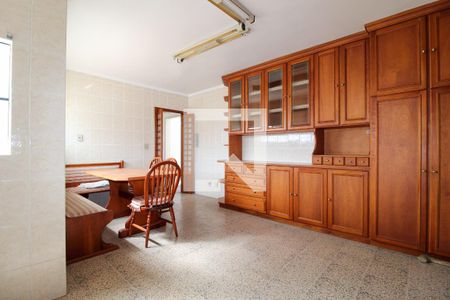 Apartamento à venda com 520m², 6 quartos e 4 vagasCozinha