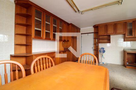 Apartamento à venda com 520m², 6 quartos e 4 vagasCozinha