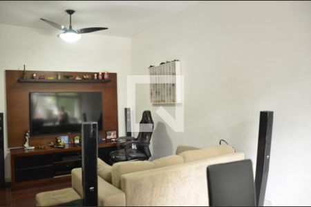 Apartamento à venda com 90m², 2 quartos e 1 vagaSala