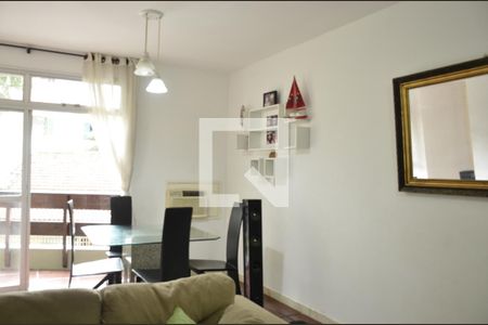 Apartamento à venda com 90m², 2 quartos e 1 vagaSala