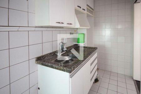 Apartamento à venda com 197563m², 3 quartos e 1 vagaCozinha