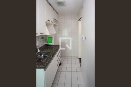 Apartamento à venda com 197563m², 3 quartos e 1 vagaCozinha