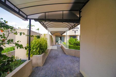 Apartamento para alugar com 68m², 2 quartos e 1 vagaEntrada