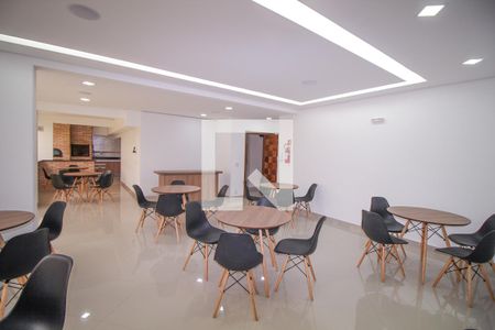 Apartamento para alugar com 68m², 2 quartos e 1 vagaÁrea comum - Salão de festas