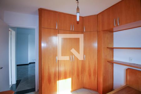 Apartamento para alugar com 68m², 2 quartos e 1 vagaQuarto 2