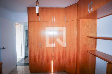 Apartamento para alugar com 68m², 2 quartos e 1 vagaQuarto 2