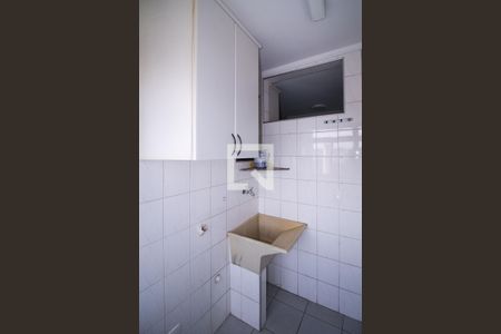 Apartamento para alugar com 68m², 2 quartos e 1 vagaÁrea de Serviço