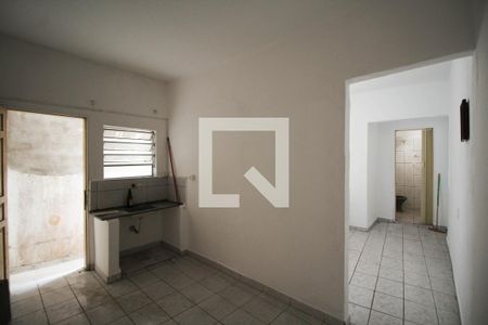 Cozinha de casa para alugar com 1 quarto, 21m² em Jardim Tietê, São Paulo