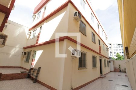 Entrada de apartamento para alugar com 2 quartos, 50m² em Piedade, Rio de Janeiro