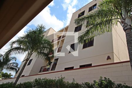 Apartamento à venda com 56m², 2 quartos e 1 vagaFachada do bloco