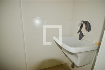 Apartamento para alugar com 66m², 2 quartos e 1 vagaÁrea de Serviço