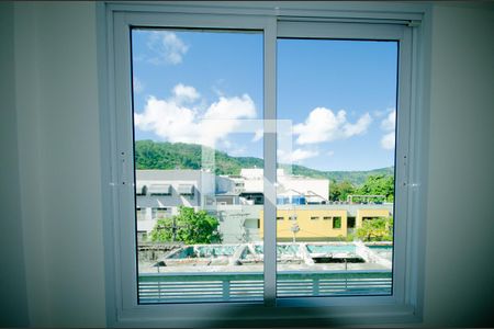 Apartamento para alugar com 66m², 2 quartos e 1 vagaVista