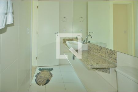 Apartamento para alugar com 66m², 2 quartos e 1 vagaBanheiro Social