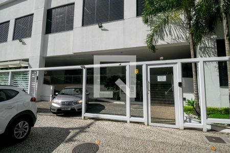Apartamento para alugar com 92m², 2 quartos e 1 vagaFachada e portaria