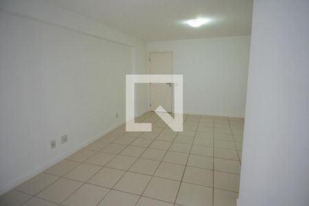 Apartamento para alugar com 92m², 2 quartos e 1 vagaSala