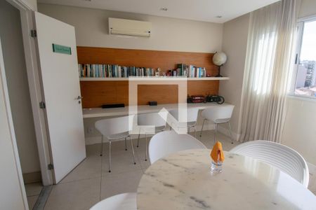 Apartamento para alugar com 92m², 2 quartos e 1 vagaÁrea comum