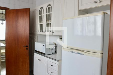 Apartamento para alugar com 139m², 3 quartos e 2 vagasCozinha