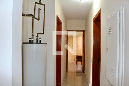 Apartamento para alugar com 139m², 3 quartos e 2 vagasCorredor