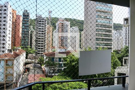 Vista de apartamento para alugar com 3 quartos, 139m² em Centro, Guarujá