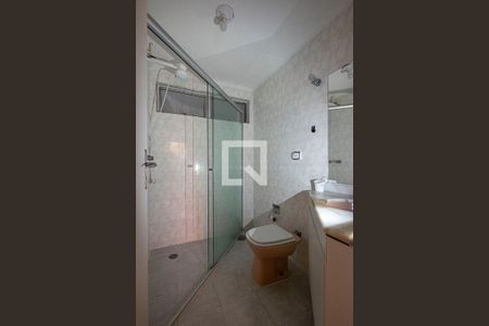 Banheiro de apartamento para alugar com 1 quarto, 42m² em Pinheiros, São Paulo