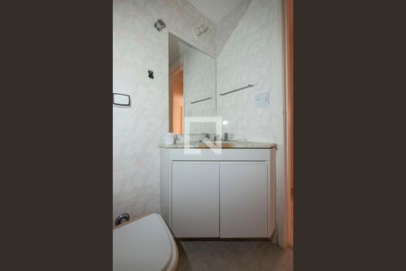 Banheiro de apartamento para alugar com 1 quarto, 42m² em Pinheiros, São Paulo