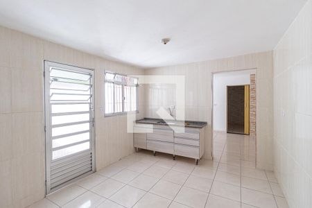 Casa à venda com 120m², 3 quartos e sem vaga Casa à venda com 120m², 3 quartos e sem vagaCozinha e área de serviço