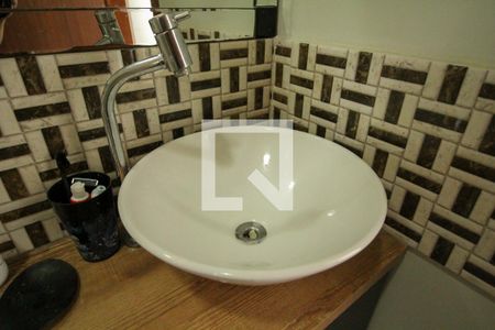 Casa à venda com 280m², 3 quartos e 5 vagas Casa à venda com 280m², 3 quartos e 5 vagasBanheiro