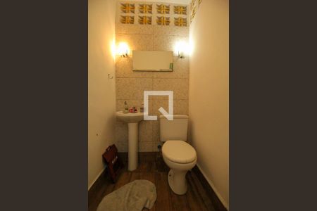 Casa à venda com 280m², 3 quartos e 5 vagas Casa à venda com 280m², 3 quartos e 5 vagasLavabo Escritório