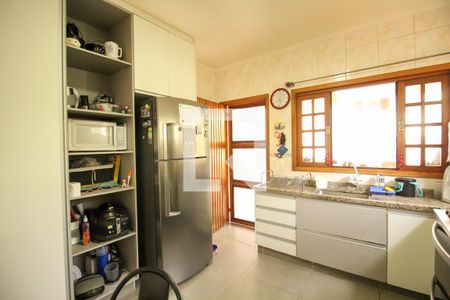 Casa à venda com 280m², 3 quartos e 5 vagas Casa à venda com 280m², 3 quartos e 5 vagasCozinha