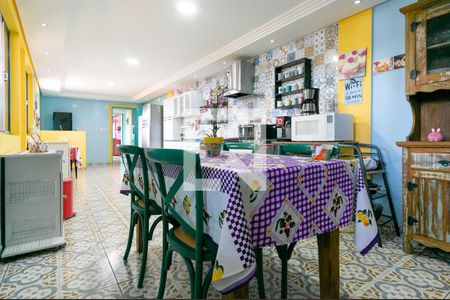 Casa à venda com 150m², 1 quarto e sem vagacozinha