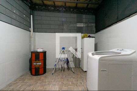 Casa à venda com 150m², 1 quarto e sem vagaarea de serviço