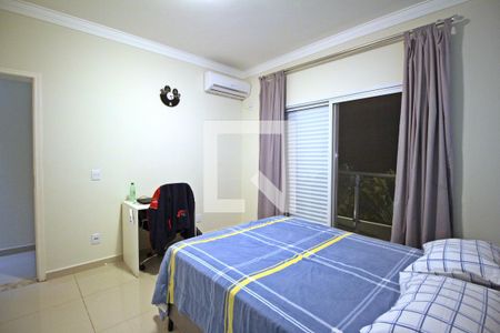 Casa de condomínio à venda com 222m², 3 quartos e 4 vagasQuarto 3