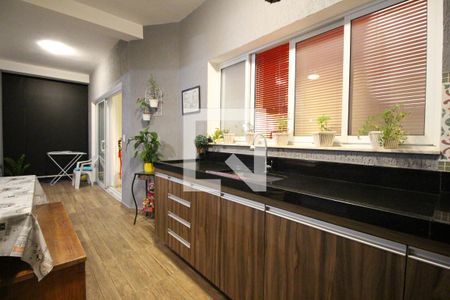 Casa de condomínio à venda com 222m², 3 quartos e 4 vagasÁrea gourmet