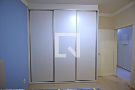 Casa de condomínio à venda com 222m², 3 quartos e 4 vagasQuarto 3