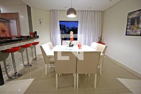 Casa de condomínio à venda com 222m², 3 quartos e 4 vagasSala da jantar