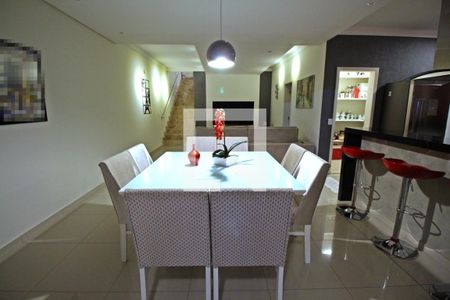 Casa de condomínio à venda com 222m², 3 quartos e 4 vagasSala da jantar