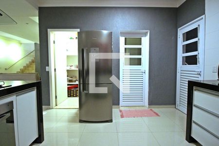 Casa de condomínio à venda com 222m², 3 quartos e 4 vagasCozinha