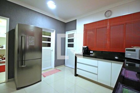 Casa de condomínio à venda com 222m², 3 quartos e 4 vagasCozinha