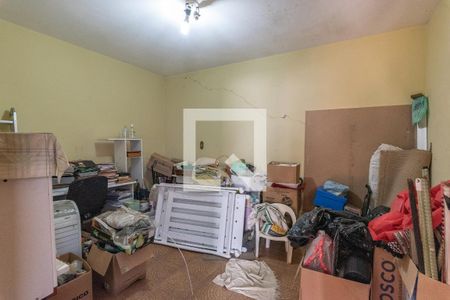 Casa à venda com 300m², 3 quartos e 2 vagas Casa à venda com 300m², 3 quartos e 2 vagasQuarto de Serviço