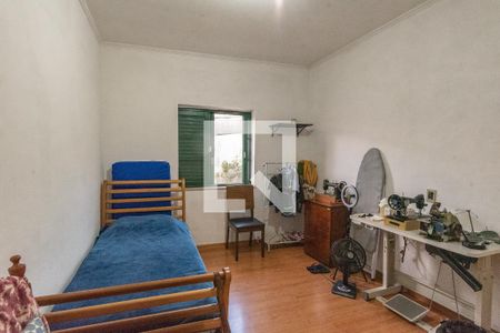 Casa à venda com 300m², 3 quartos e 2 vagas Casa à venda com 300m², 3 quartos e 2 vagasQuarto 2